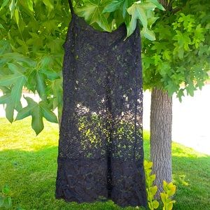 Black lace dress